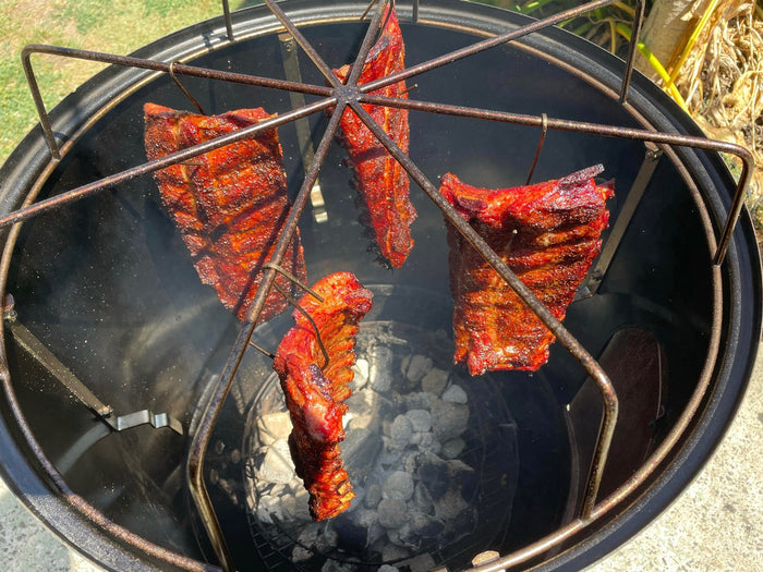 Ribs hanging vertically for even smoke penetration