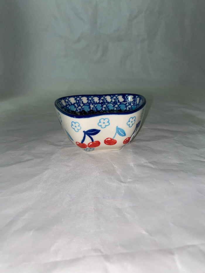 Cherry Apple Dish- Shape B50 - Pattern Cherry (2715)