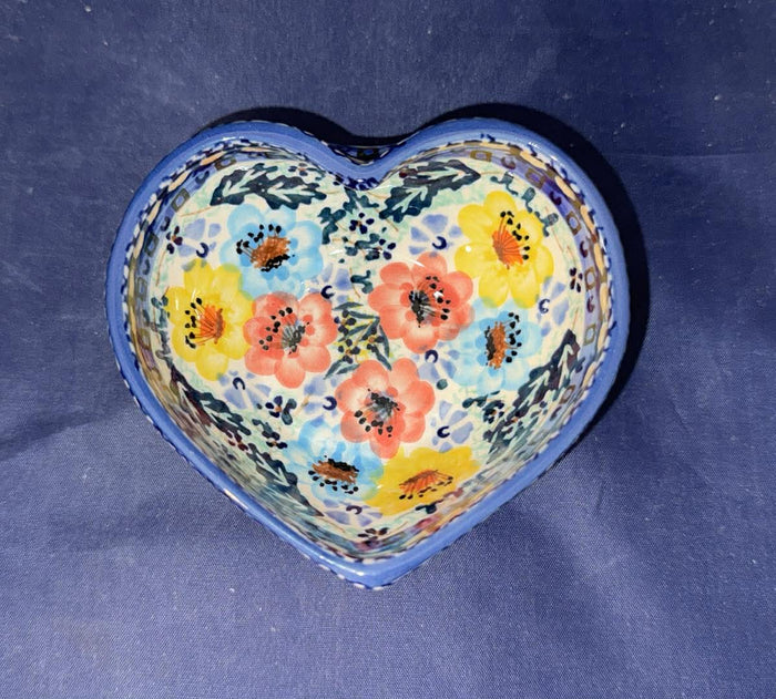 Elizabeth Mini Heart Bowl - Shape M-187 - Pattern Elizabeth (WK79)