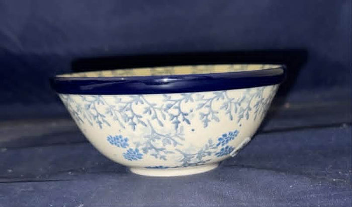 Grey Vine Small 5" Bowl - Shape 556 - Pattern Grey Vine