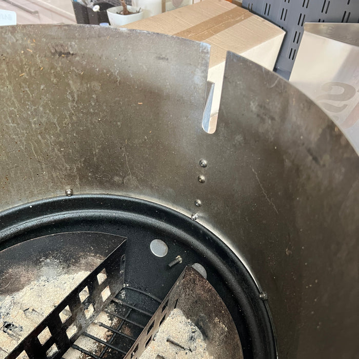 CLD Fabrication 304SS riser showing temperature probe wire cut-out slot