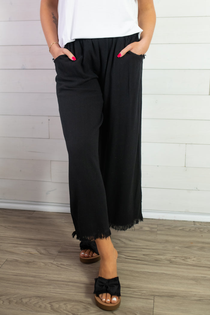 Umgee Elastic Waistband Wide Leg Pant w/Side Pockets-Black